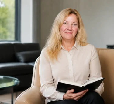 susan mikula net worth